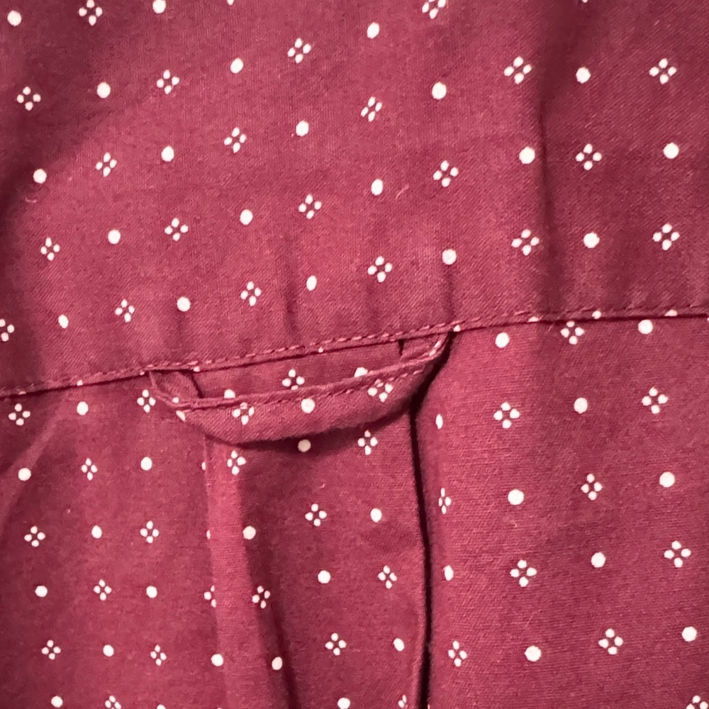 American Eagle Outfitters NWOT❤️ Burgundy Casual Button Down Shirt. - Picture 3 of 10